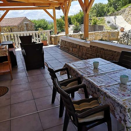 Apartma Ester Lucija Kültér fotó